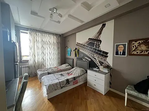 Kirayə verilir 3 otaqlı mənzil 130 m²