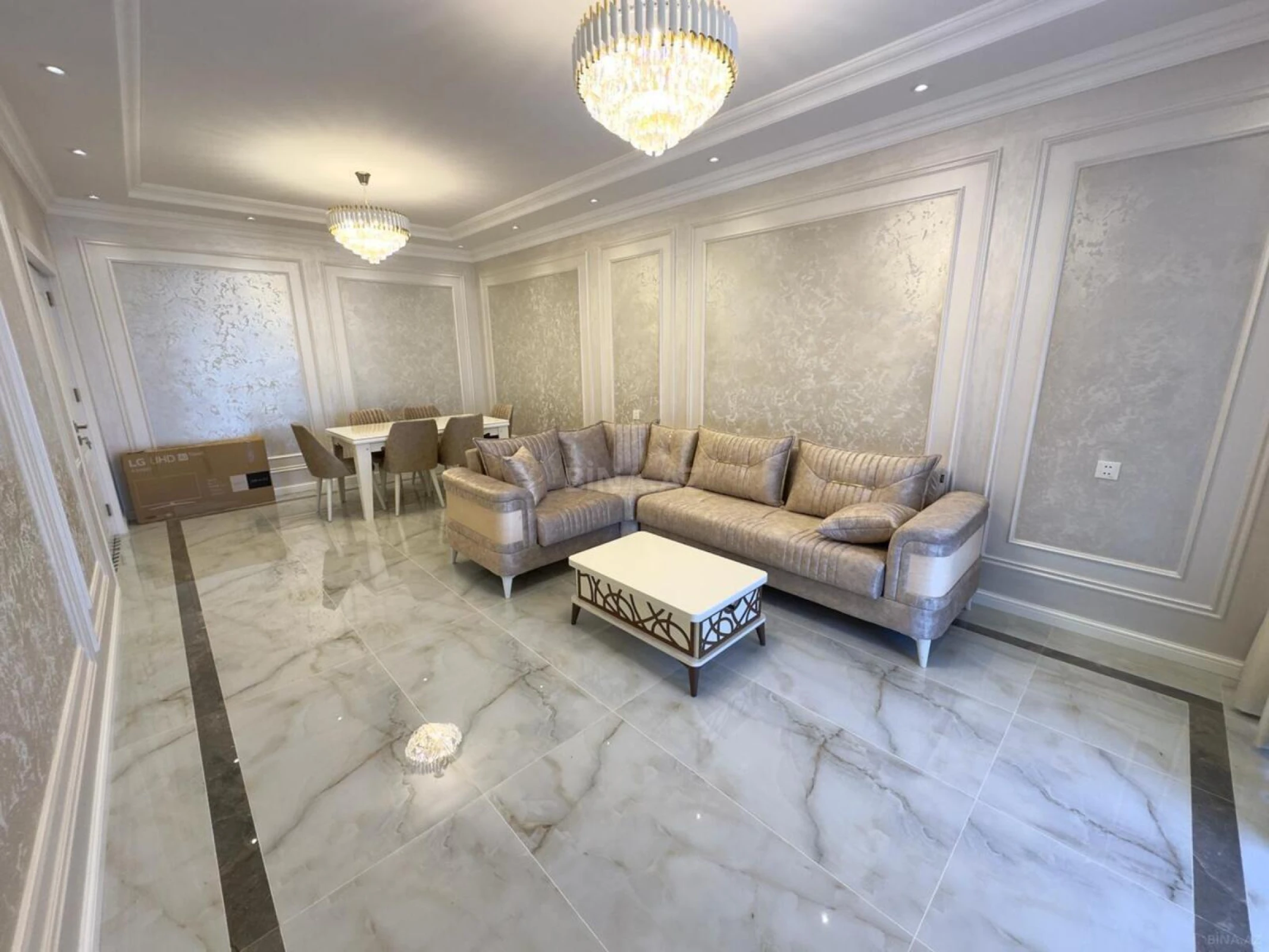 Kirayə verilir 2 otaqlı mənzil 108 m²