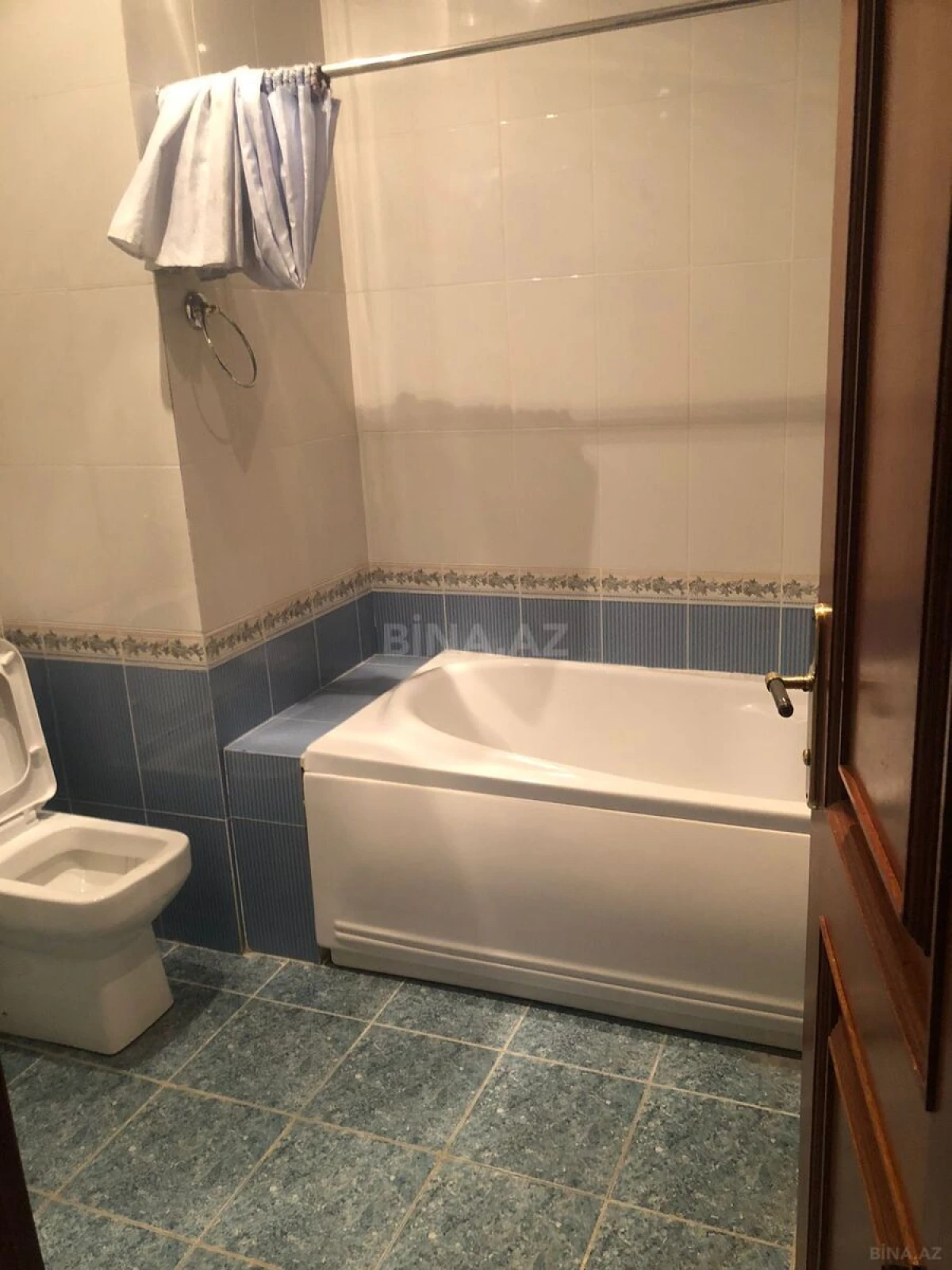 Kirayə verilir obyekt 380 m²