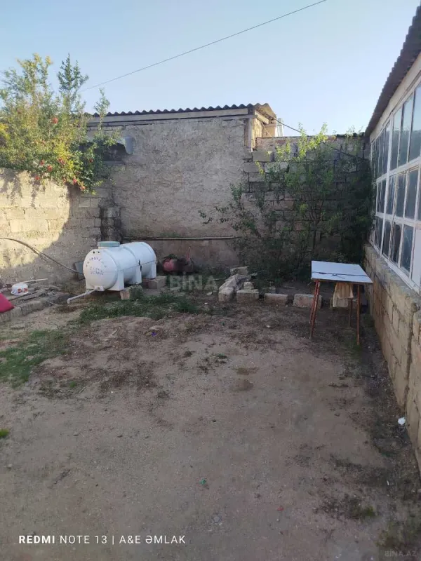 Satılır 2 otaqlı həyət evi 70 m²