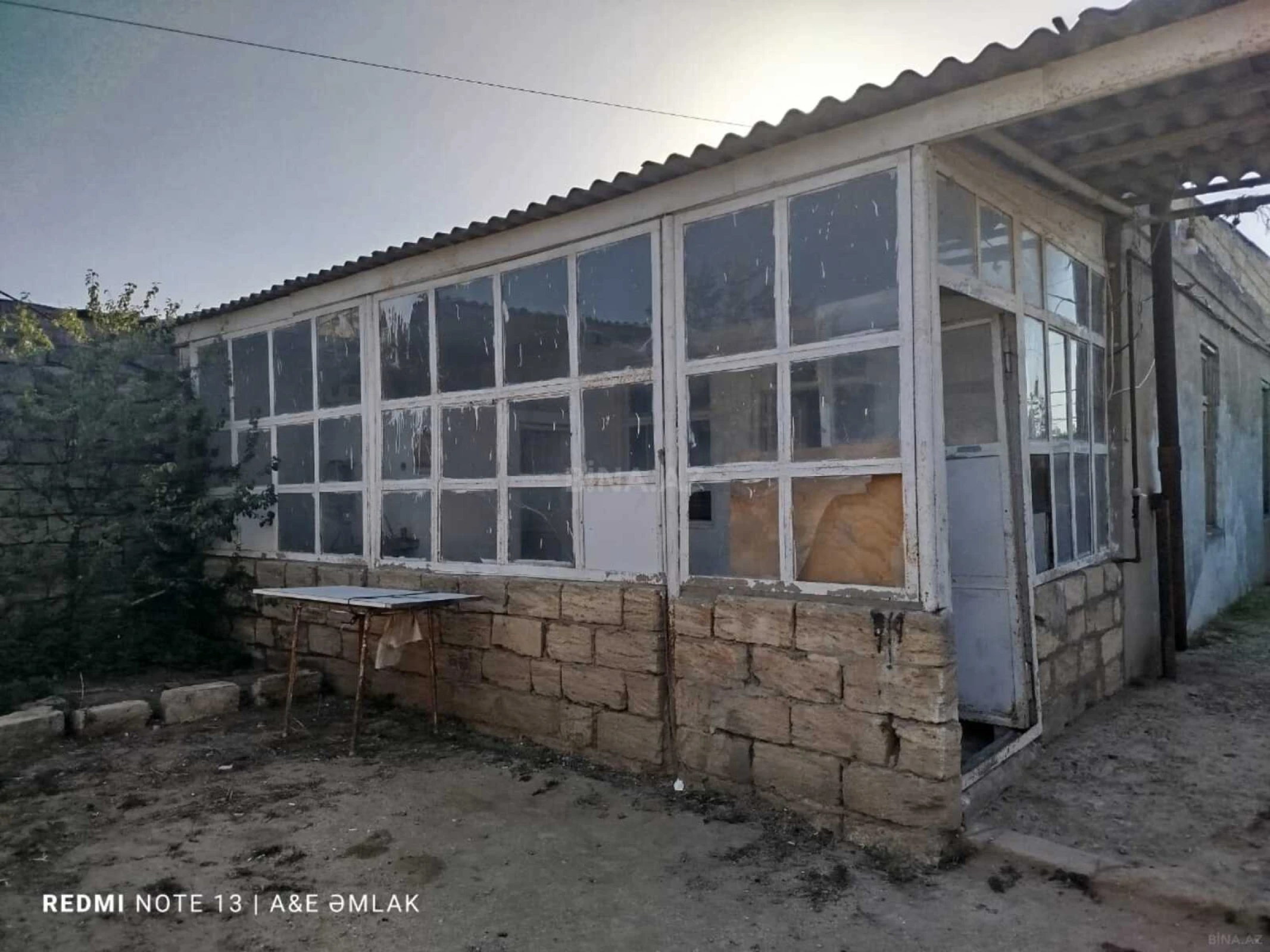 Satılır 2 otaqlı həyət evi 70 m²