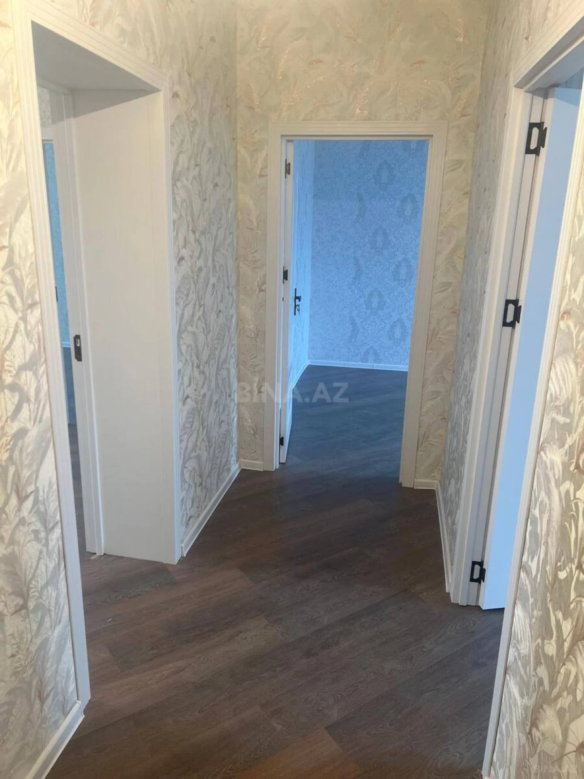 Satılır 4 otaqlı mənzil 80 m²