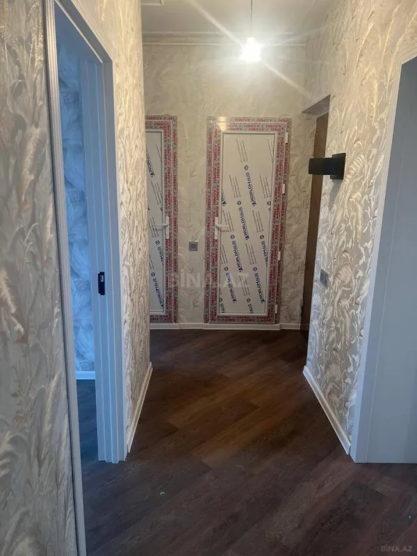 Satılır 4 otaqlı mənzil 80 m²