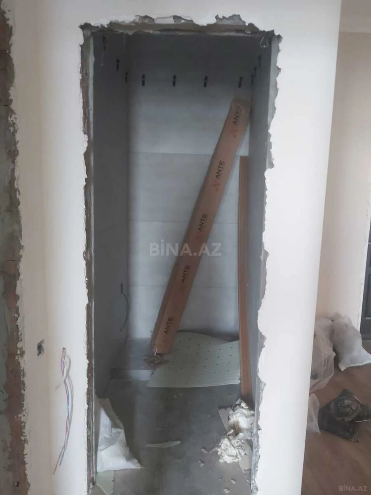 Satılır 3 otaqlı mənzil 106 m²