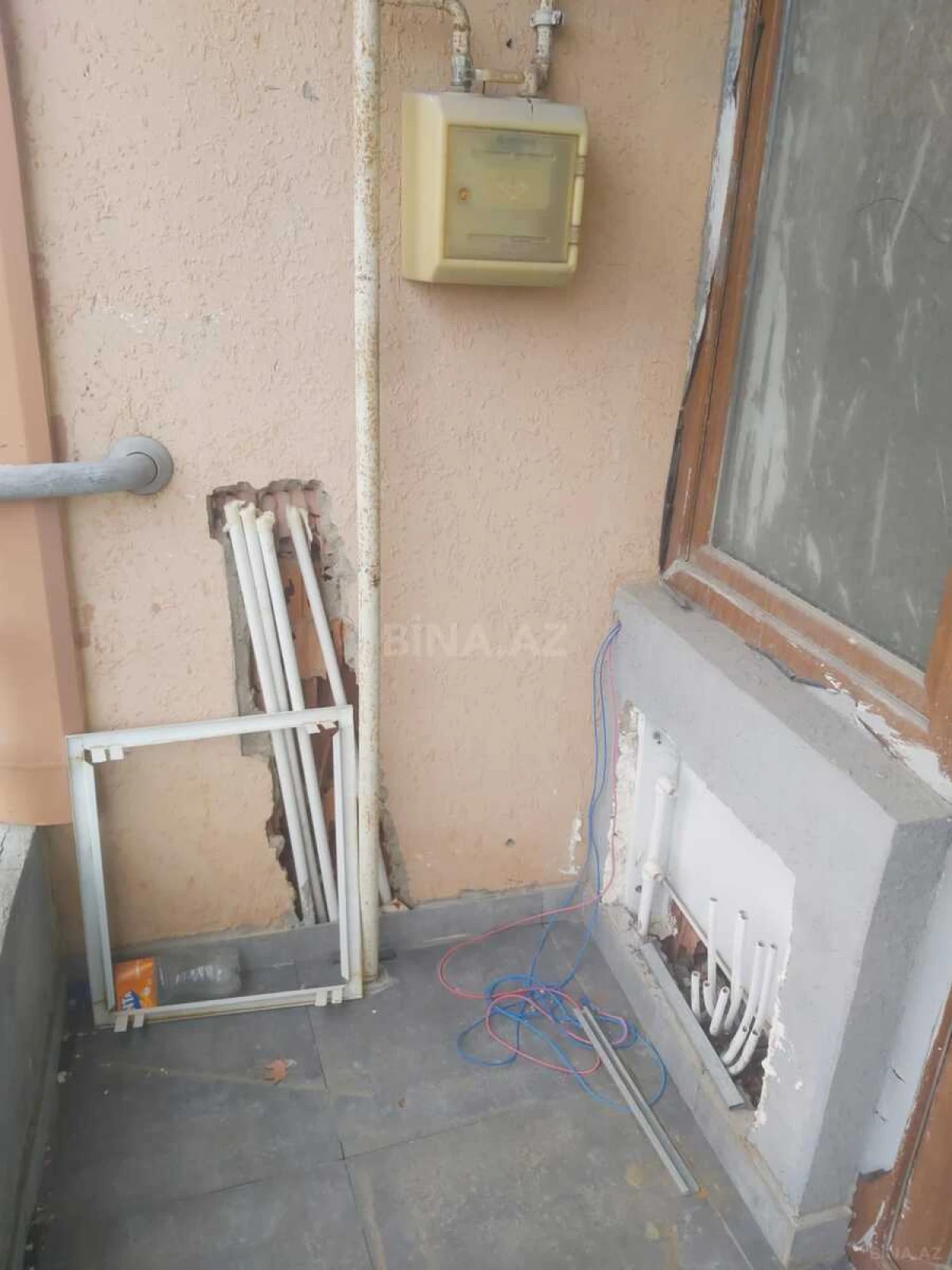 Satılır 3 otaqlı mənzil 106 m²