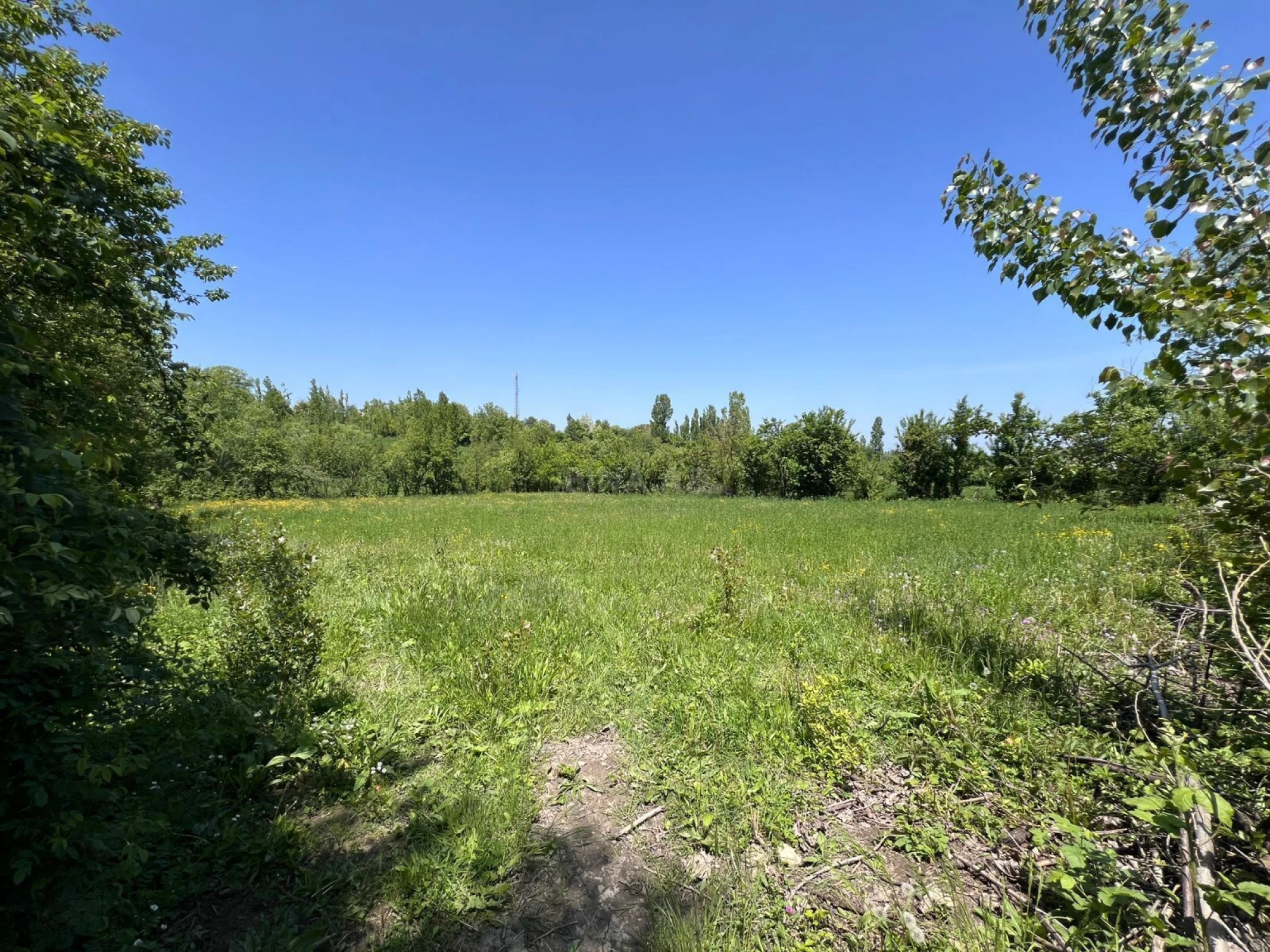 Satılır torpaq sahəsi 15 m²