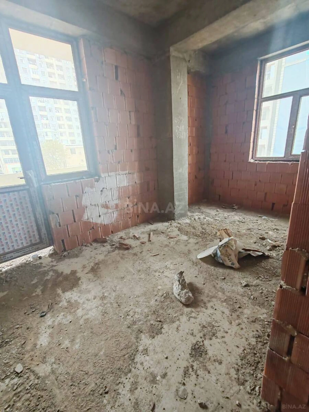 Satılır 3 otaqlı mənzil 85 m²