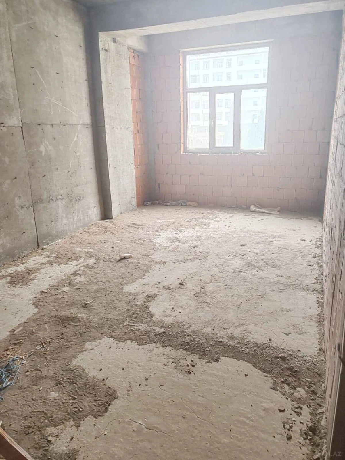 Satılır 3 otaqlı mənzil 85 m²