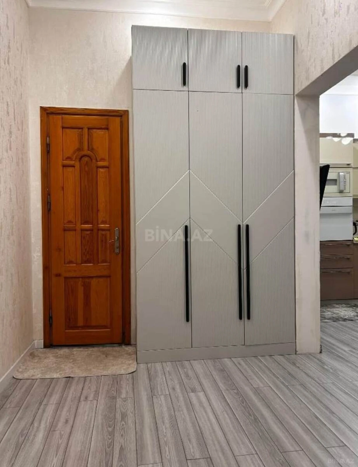 Satılır 3 otaqlı mənzil 110 m²