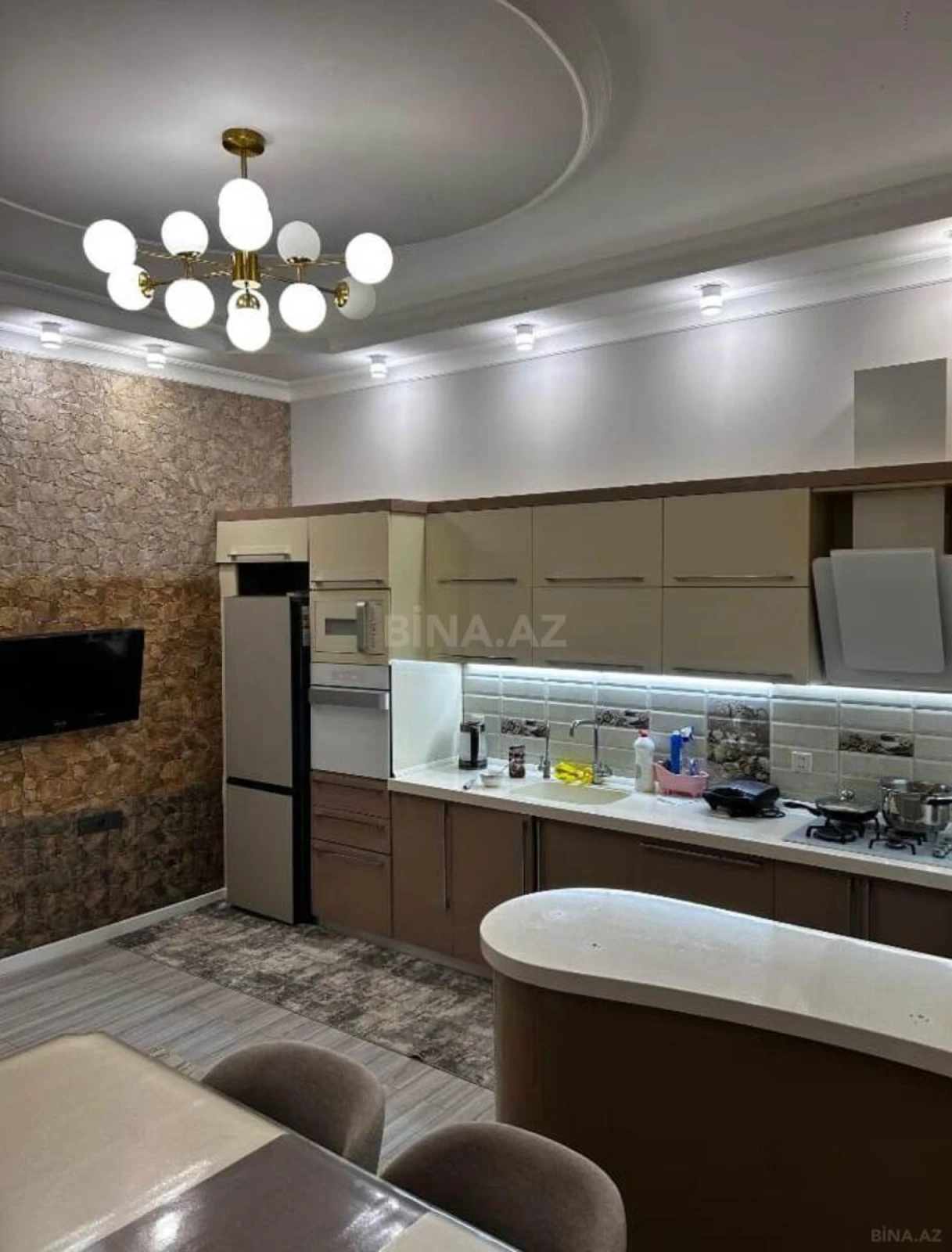 Satılır 3 otaqlı mənzil 110 m²