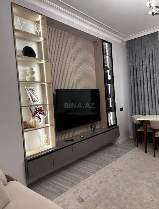 Satılır 3 otaqlı mənzil 110 m²