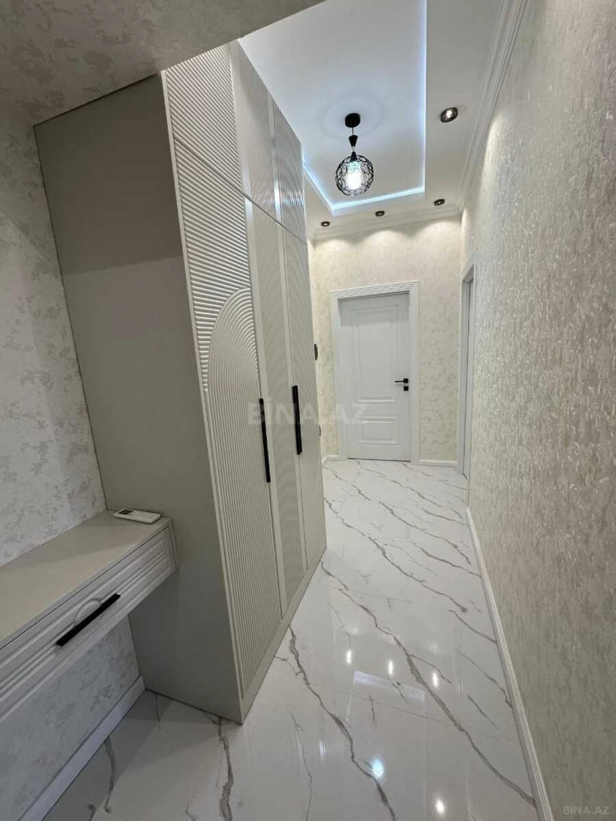 Kirayə verilir 2 otaqlı mənzil 63 m²