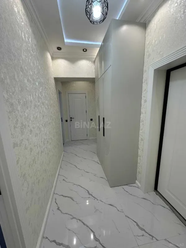 Kirayə verilir 2 otaqlı mənzil 63 m²