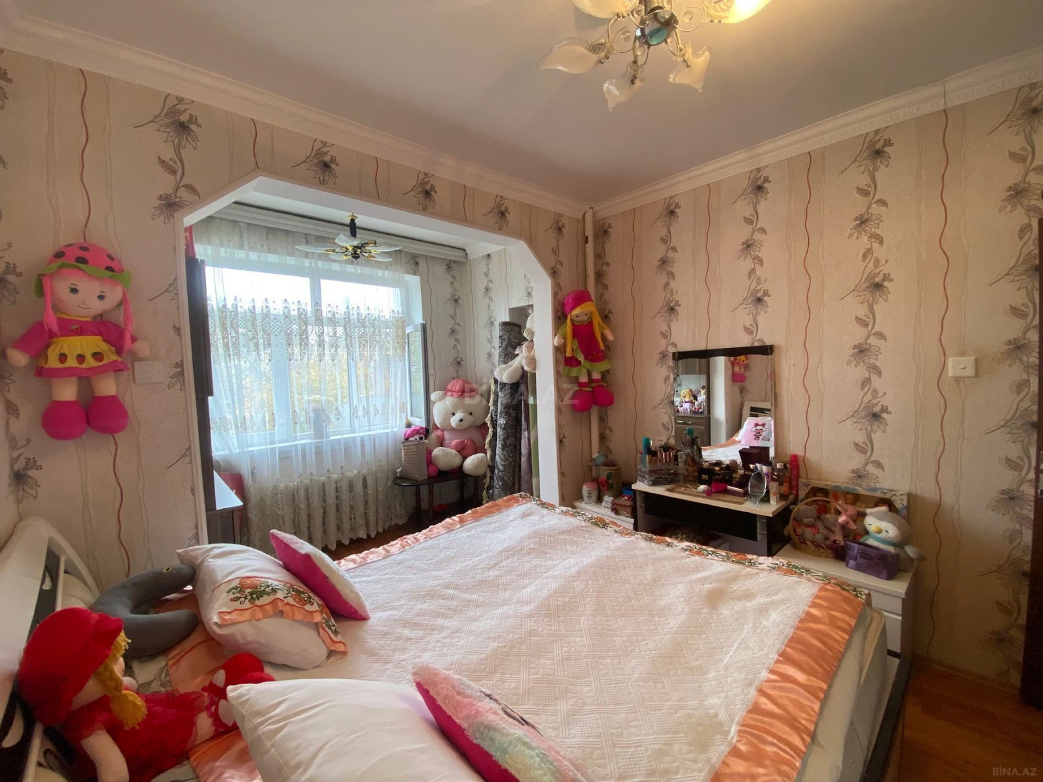 Satılır 3 otaqlı mənzil 70 m²