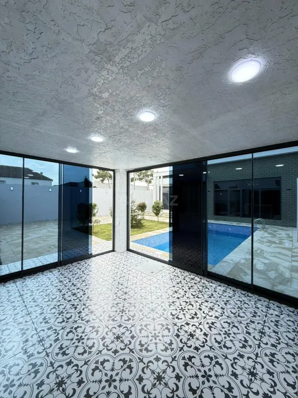 Satılır 4 otaqlı həyət evi 180 m²