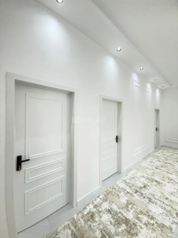 Satılır 4 otaqlı həyət evi 180 m²