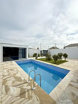 Satılır 4 otaqlı həyət evi 180 m²