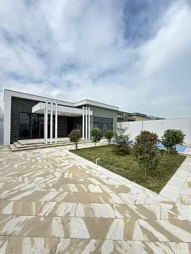 Satılır 4 otaqlı həyət evi 180 m²