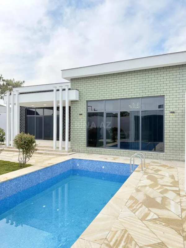 Satılır 4 otaqlı həyət evi 180 m²