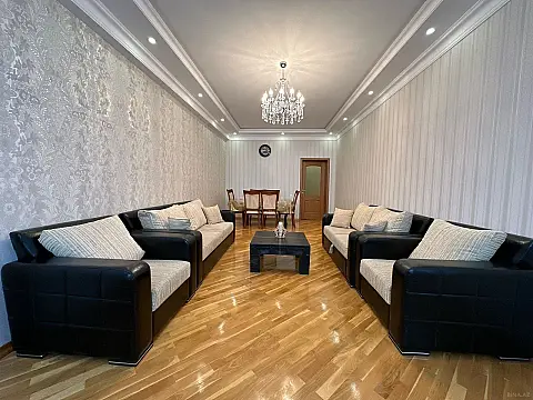 Kirayə verilir 2 otaqlı mənzil 107 m² — Bakı, Memar Əcəmi yanı 2 otaq 107.00 m²