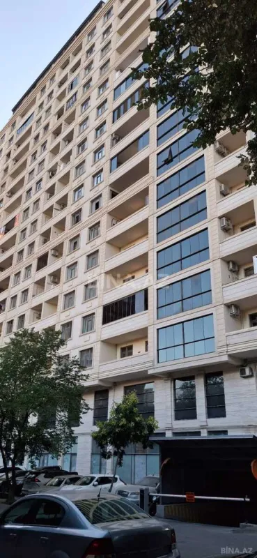 Satılır 2 otaqlı mənzil 62 m²