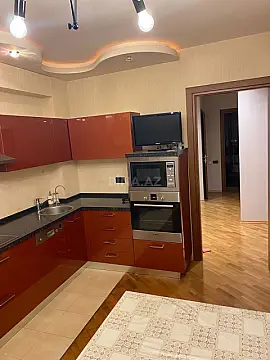 Satılır 3 otaqlı mənzil 100 m² — Bakı 3 otaq 100.00 m²