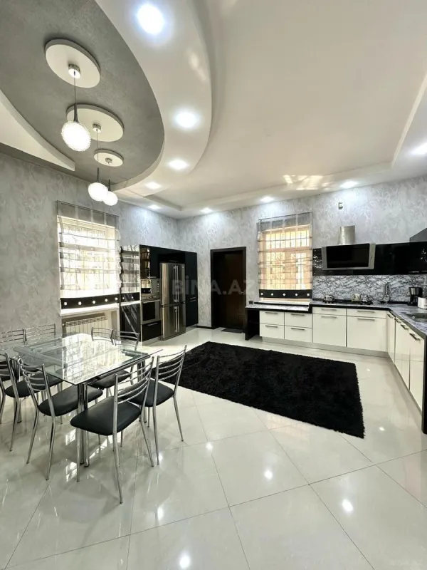 Kirayə verilir 7 otaqlı həyət evi 400 m²