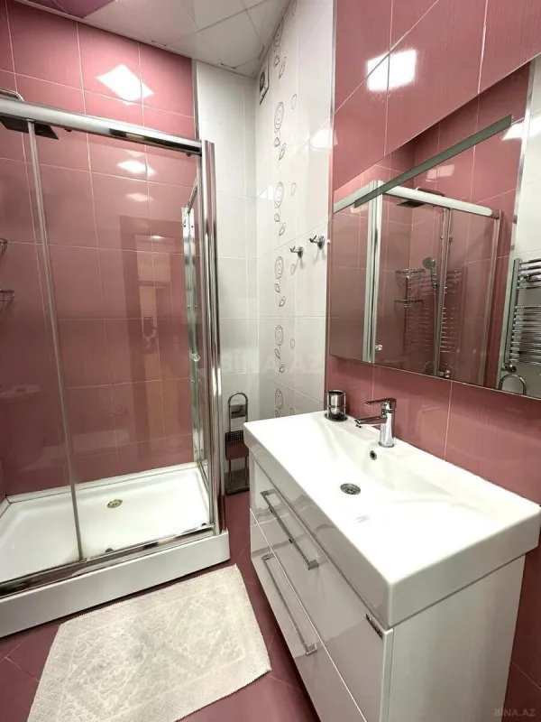 Kirayə verilir 7 otaqlı həyət evi 400 m²