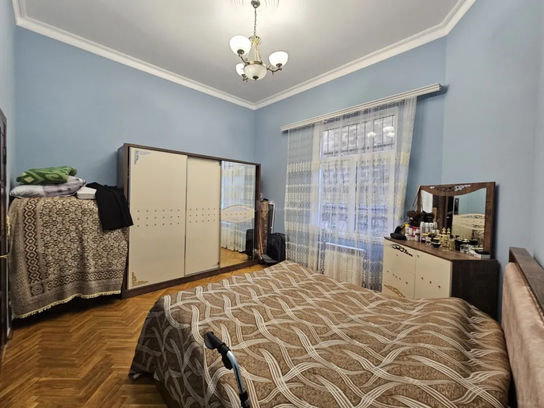 Satılır 3 otaqlı mənzil 95 m²