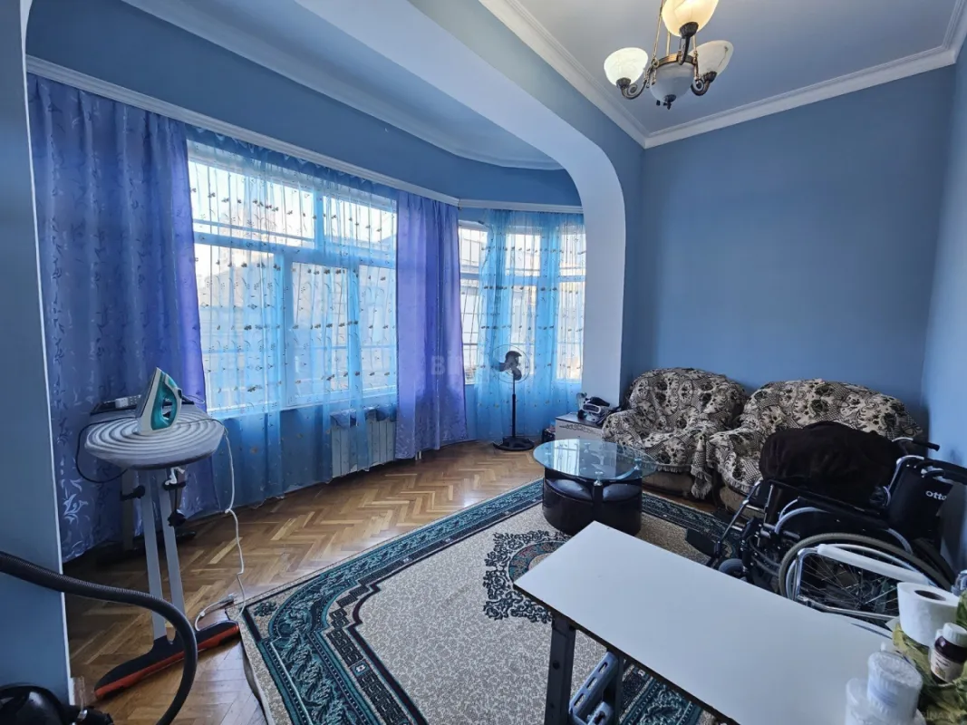 Satılır 3 otaqlı mənzil 95 m²