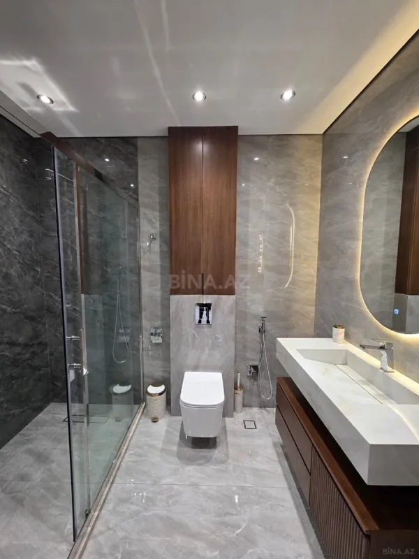 Satılır 3 otaqlı mənzil 110 m²