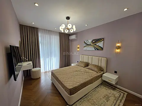Satılır 3 otaqlı mənzil 110 m²
