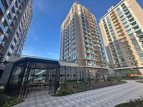 Satılır 2 otaqlı mənzil 80 m²