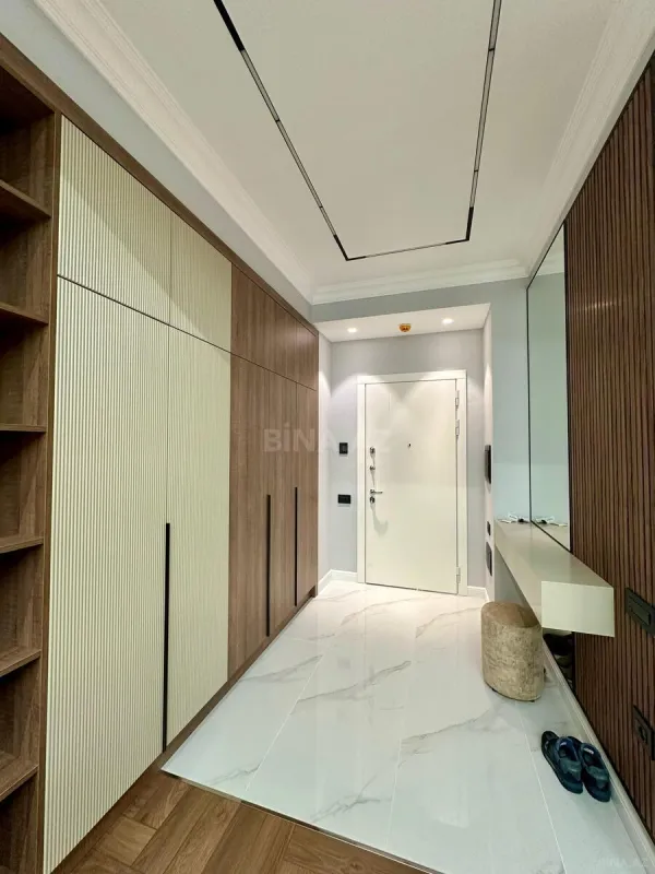 Kirayə verilir 2 otaqlı mənzil 68 m²