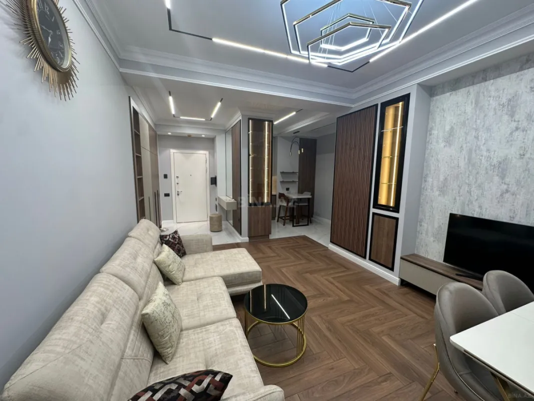 Kirayə verilir 2 otaqlı mənzil 68 m²