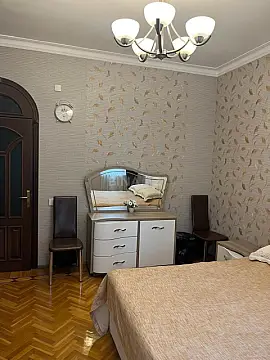 Kirayə verilir 3 otaqlı mənzil 100 m²