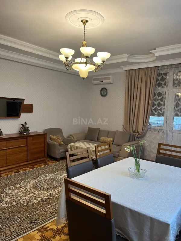 Kirayə verilir 3 otaqlı mənzil 100 m²