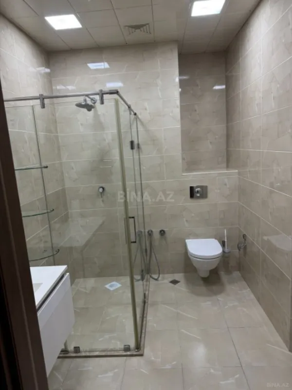 Kirayə verilir 3 otaqlı mənzil 160 m²