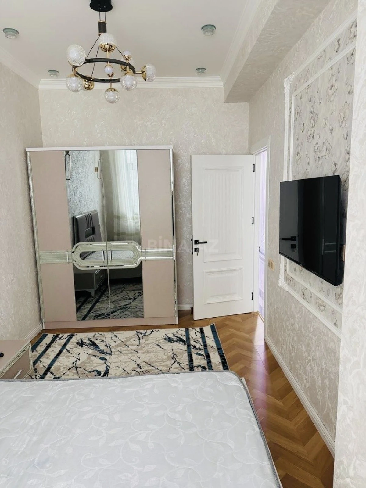 Satılır 3 otaqlı mənzil 90 m²