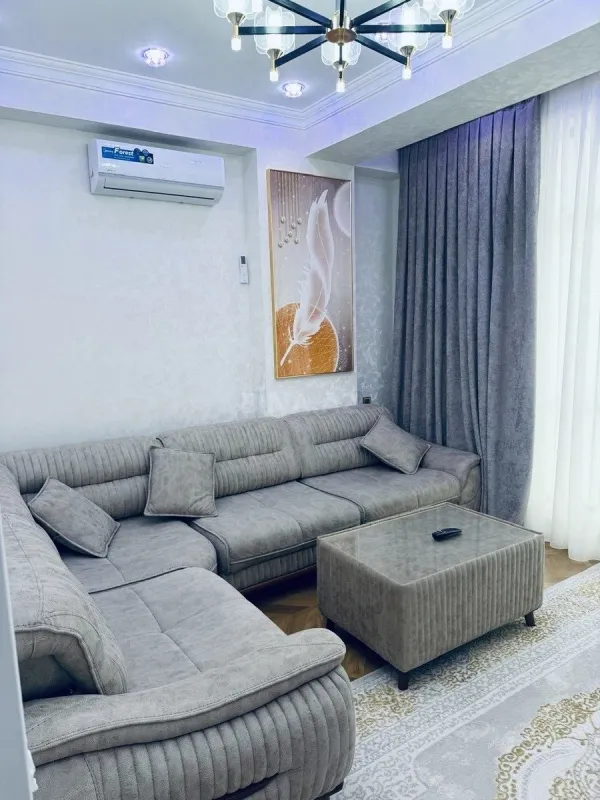Satılır 3 otaqlı mənzil 90 m²