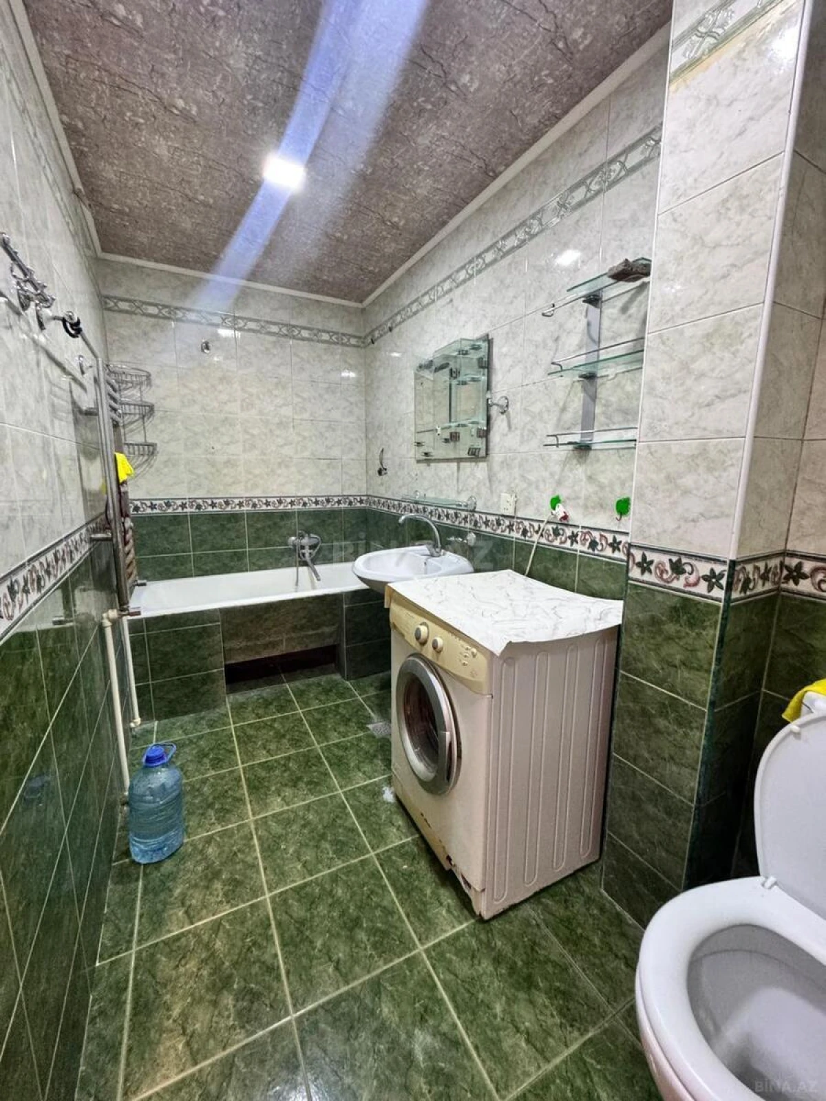 Satılır 2 otaqlı mənzil 75 m²
