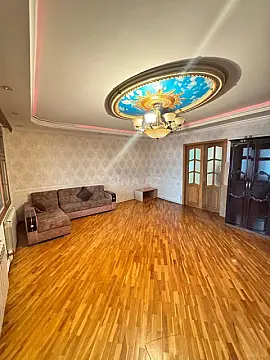 Satılır 2 otaqlı mənzil 75 m²