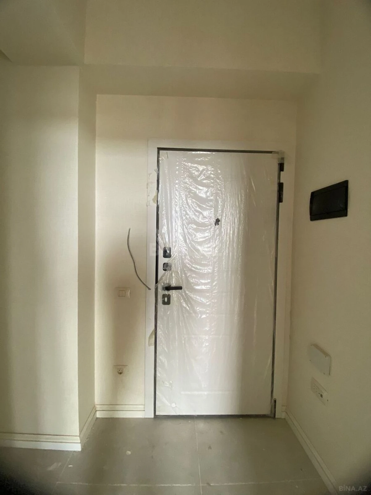 Satılır 3 otaqlı mənzil 75 m²