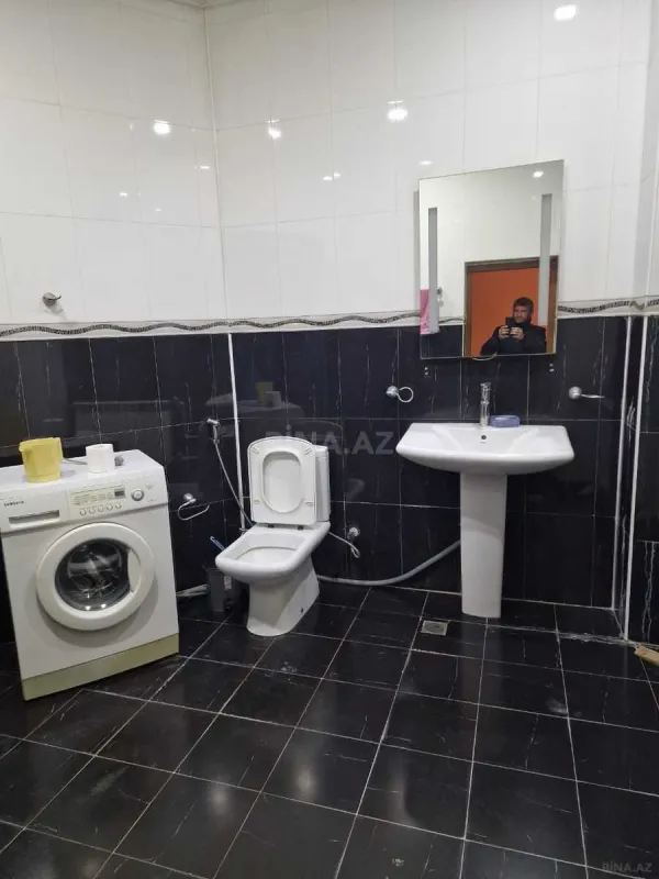 Kirayə verilir 5 otaqlı həyət evi 240 m²