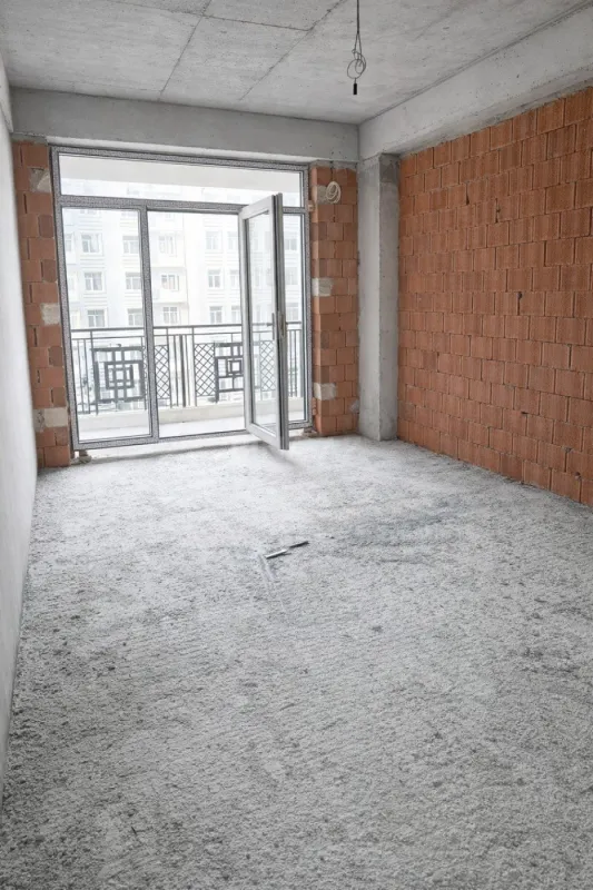 Satılır 3 otaqlı mənzil 121 m²