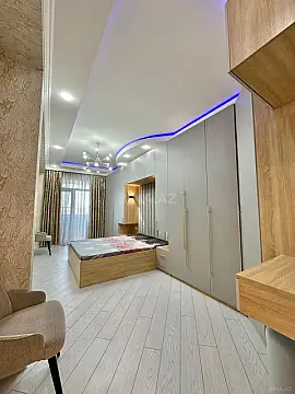 Satılır 2 otaqlı mənzil 75 m²