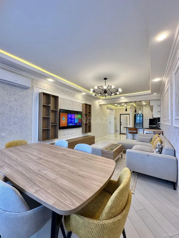 Satılır 2 otaqlı mənzil 75 m²