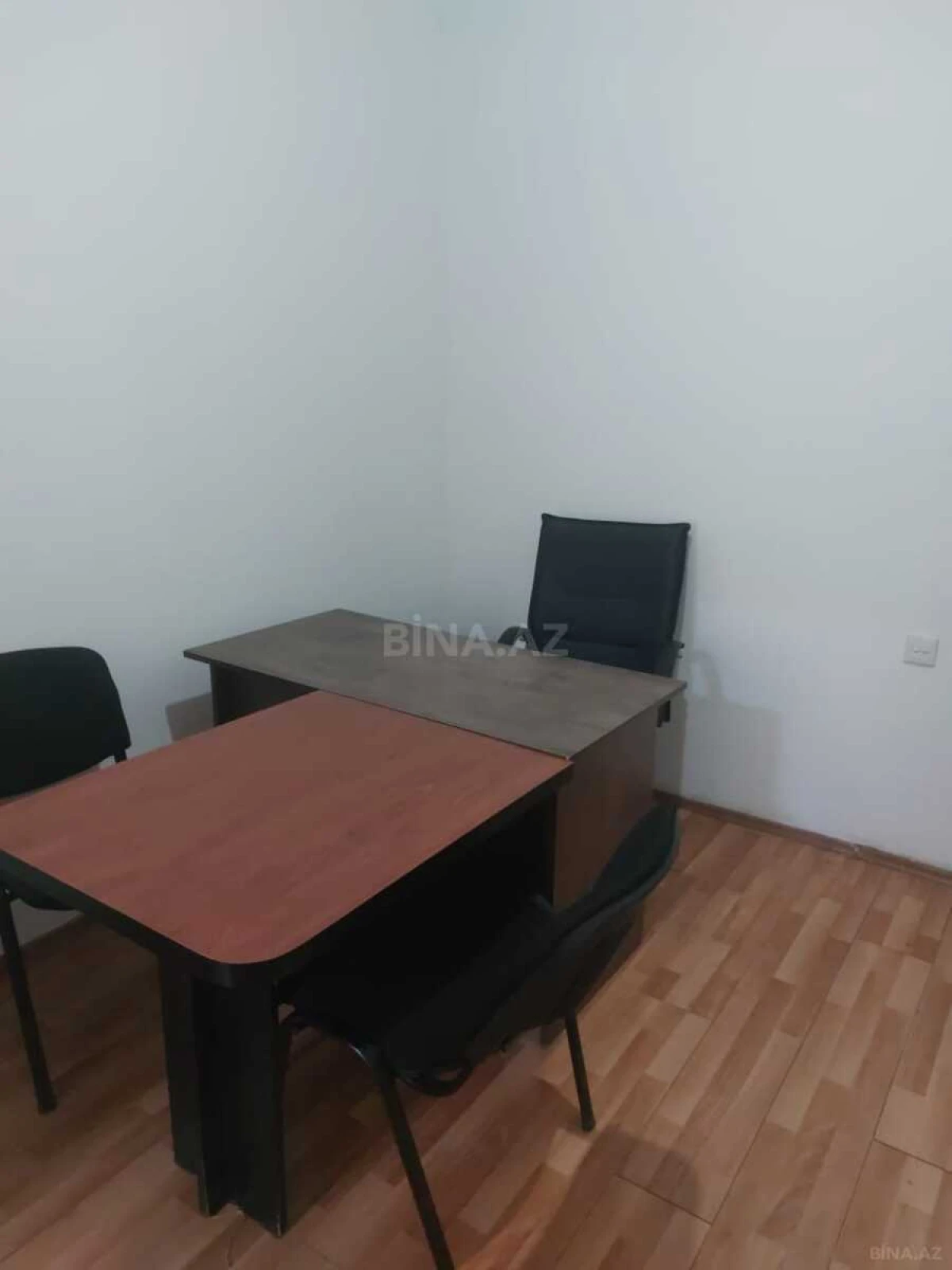 Kirayə verilir 4 otaqlı ofis 130 m²
