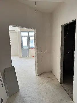 Satılır 2 otaqlı mənzil 81 m²