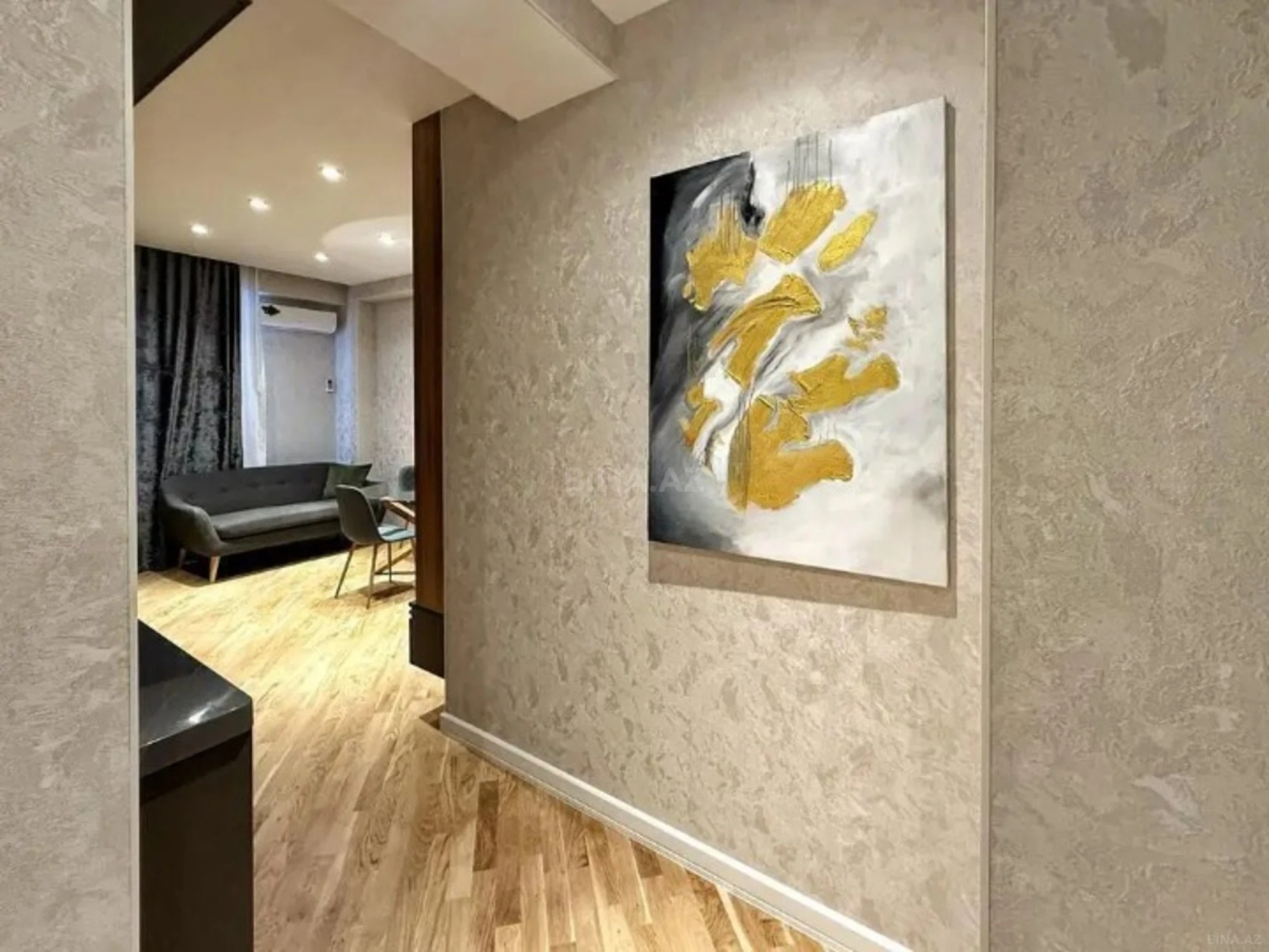 Kirayə verilir 2 otaqlı mənzil 55 m²